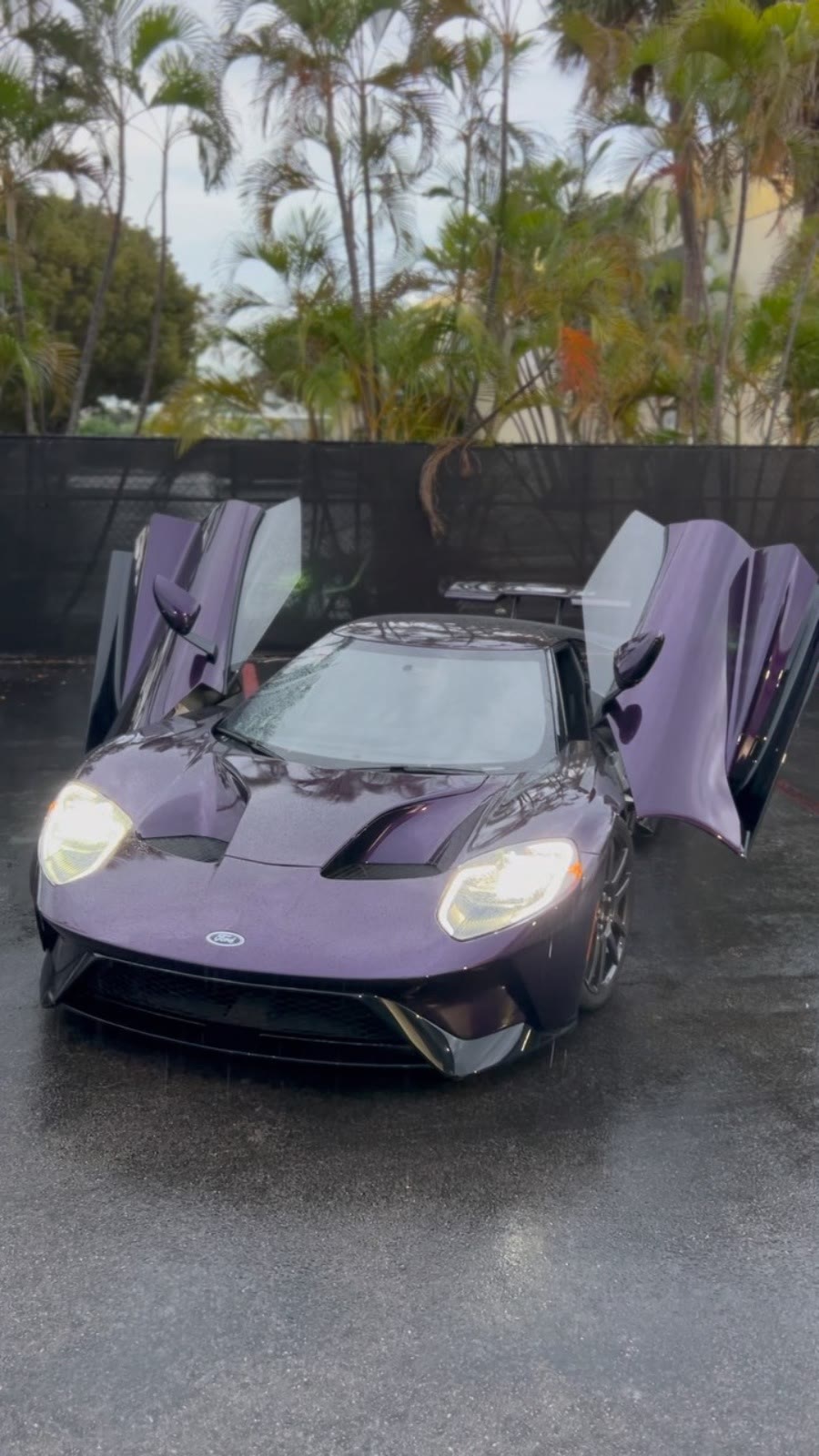 Ford GT Carbon Series wrapped in Inozetek Super Gloss Midnight Purple